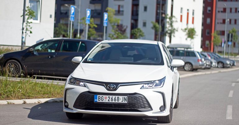 Garaža test – Toyota Corolla 1.5 CVT Sol